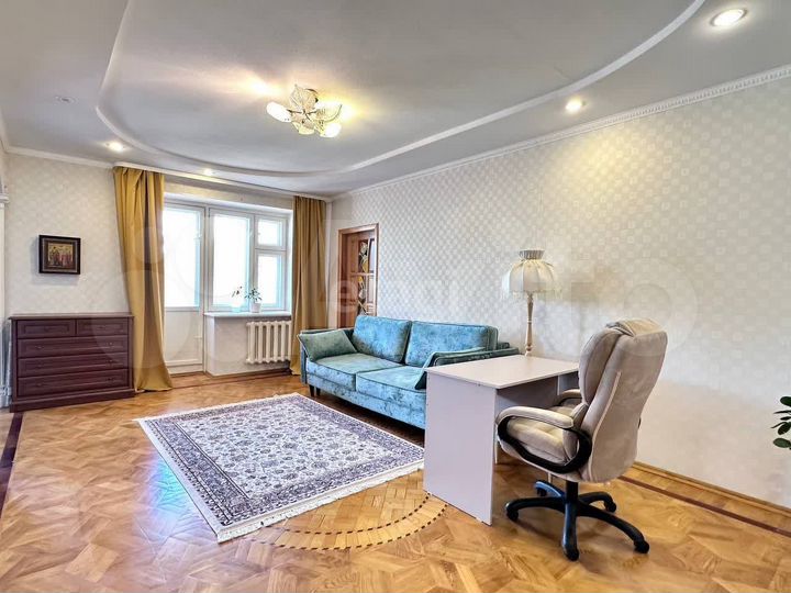 2-к. квартира, 72,8 м², 4/6 эт.