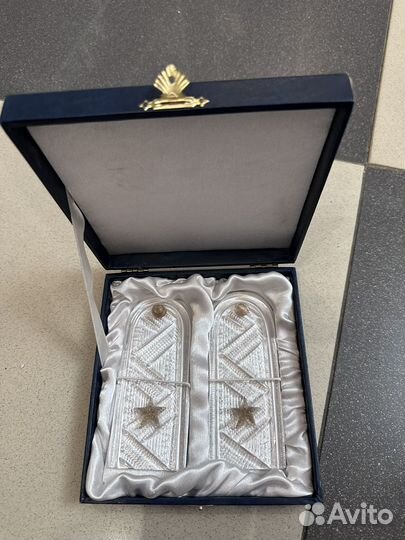 Хрустальные погоны