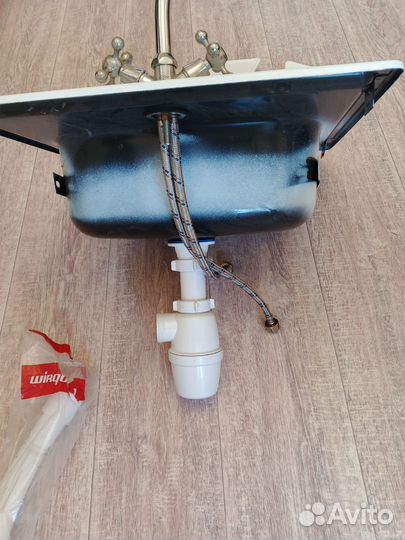 Раковина для кухни железная