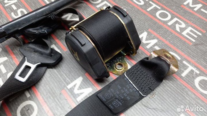 Ремень безопасности задний левый Mercedes-Benz