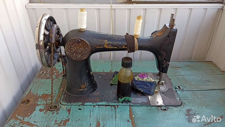 Швейная машина зингер Singer