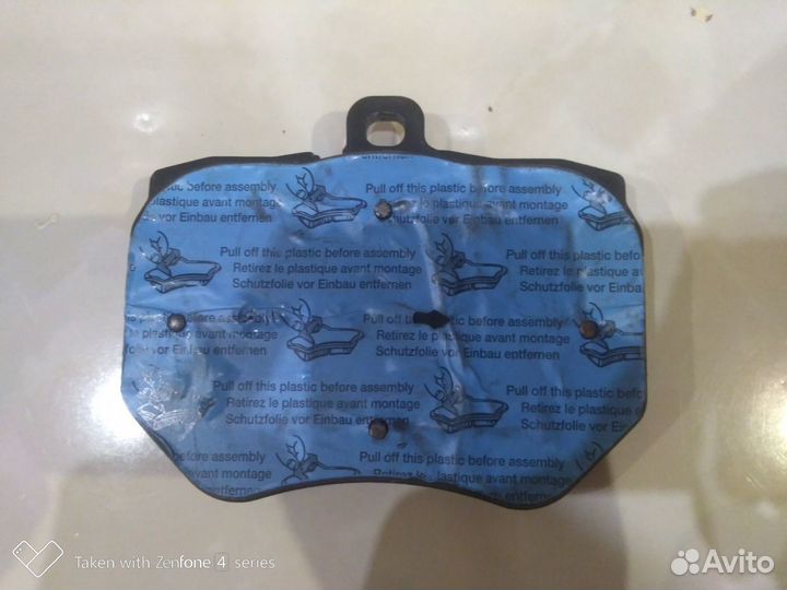 Колодки дисковые передние\ Audi A6 Berlina/Avant