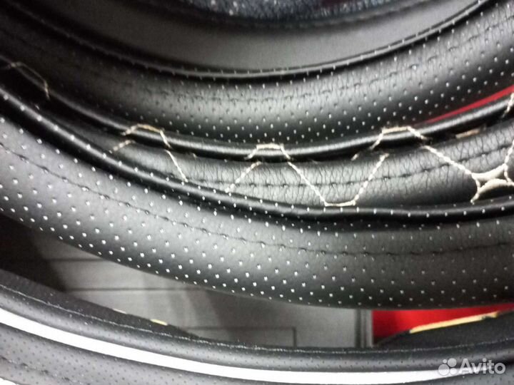 Кожаная оплетка на руль