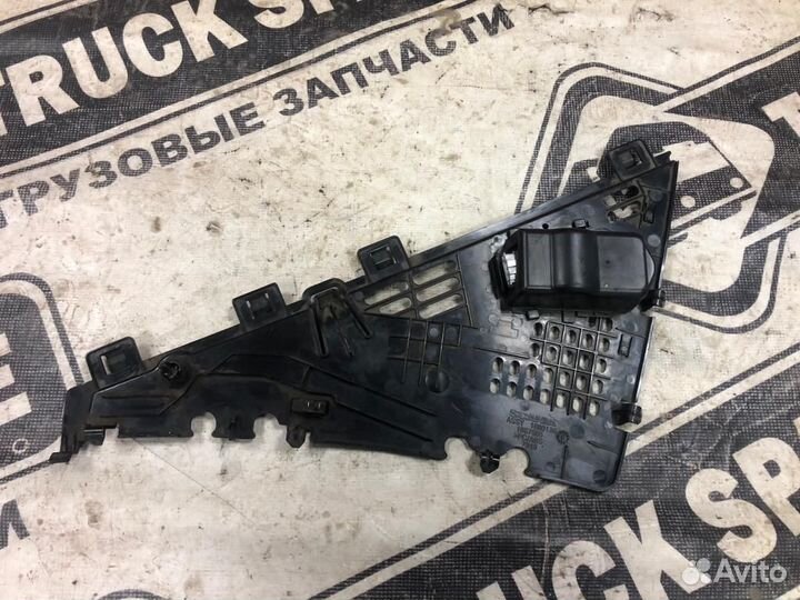 1880136 Пластина приборной панели Scania