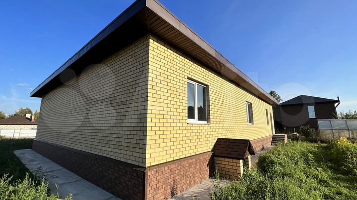 Дом 187 м² на участке 13 сот.