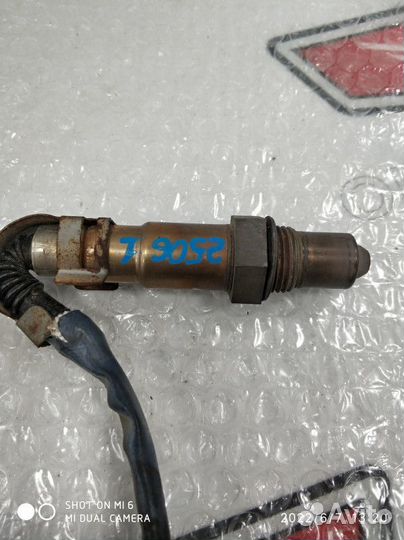 Датчик кислородный в катализаторе Мерседес W203