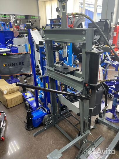 Пресс гидравлический 12т, с ножным приводом GE-SP