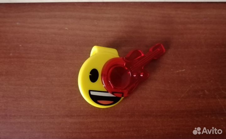 Игрушки Киндер джой