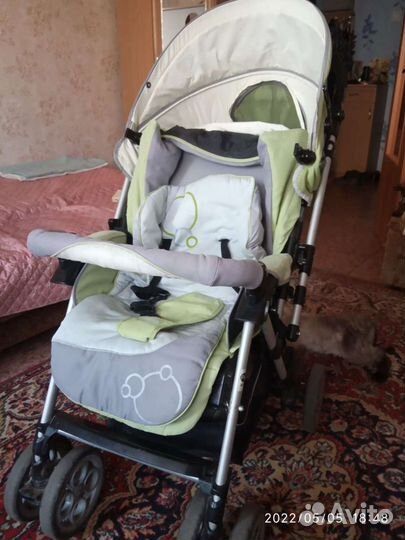 Прогулочная коляска