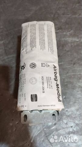 AirBag в торпедо Volkswagen Polo 4 2003 6Q0880204B