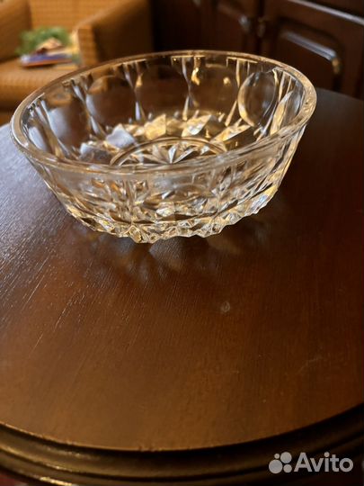 Хрустальная пиала