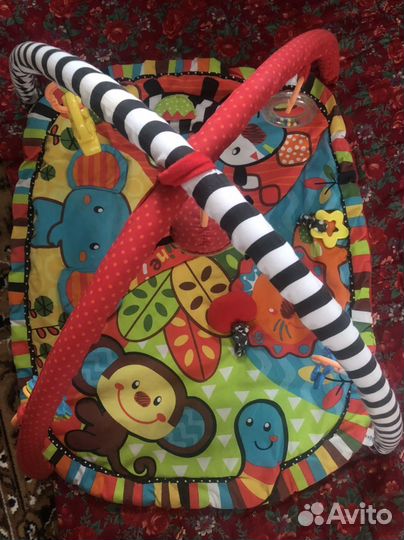 Развивающий коврик