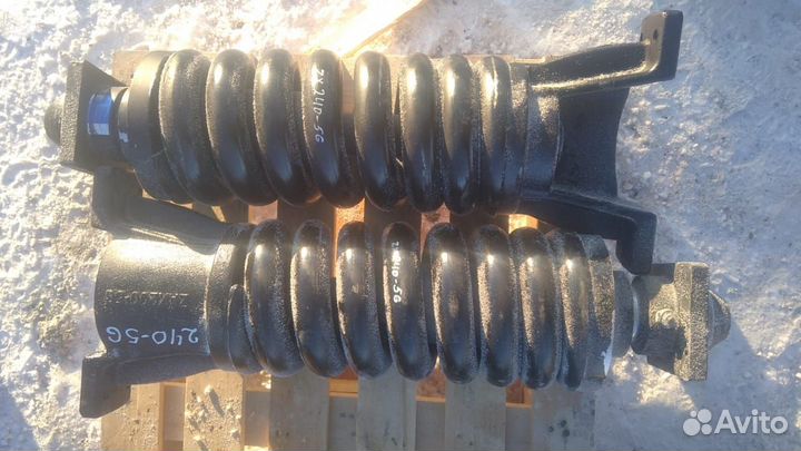 Натяжитель цепи экскаватора Hitachi ZX 240-5G