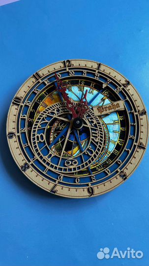Часы из Праги настенные сувенирные