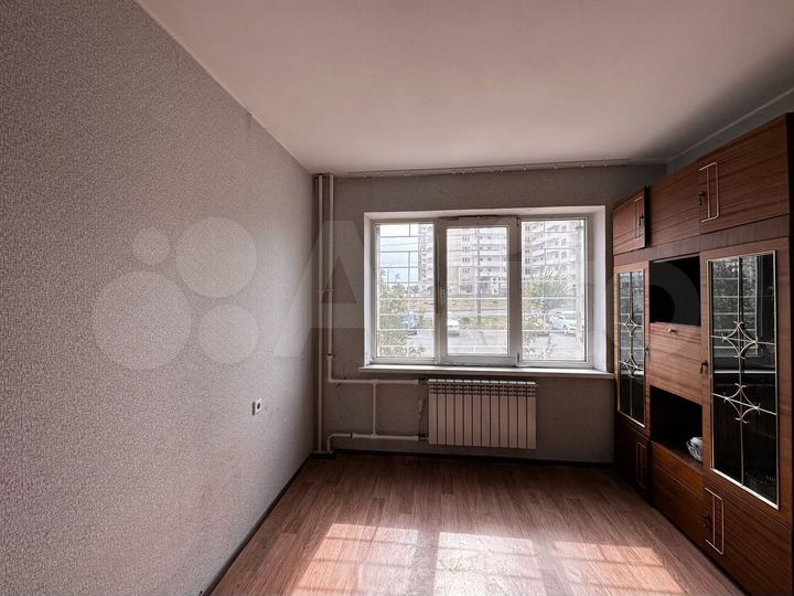 3-к. квартира, 88 м², 1/16 эт.