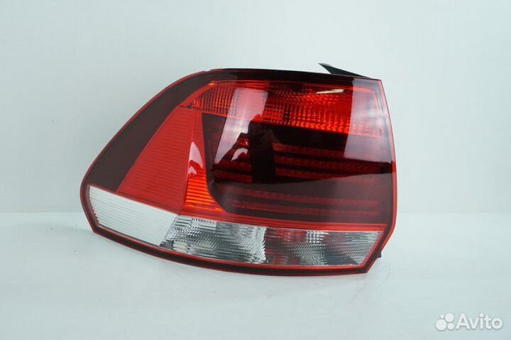 Фонарь левый Volkswagen Polo 5 2015