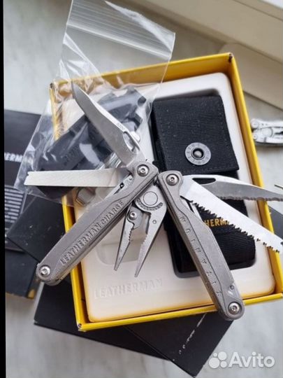 Мультитул leatherman charge