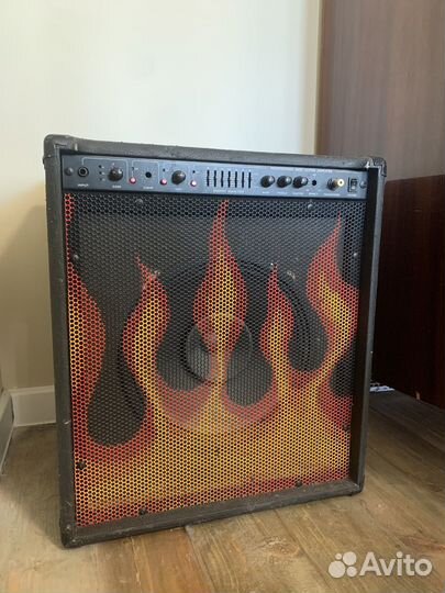 Басовый комбо-усилитель yerasov BA-110R