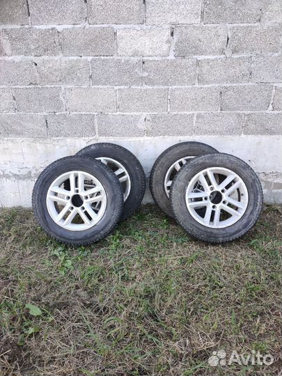 Нива 16 колеса в сборе