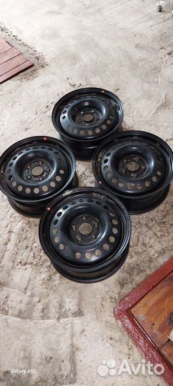 Оригинальные штампованные диски kia cerato r16