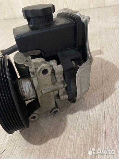 Насос гидроусилителя руля Mercedes Benz C180 W203