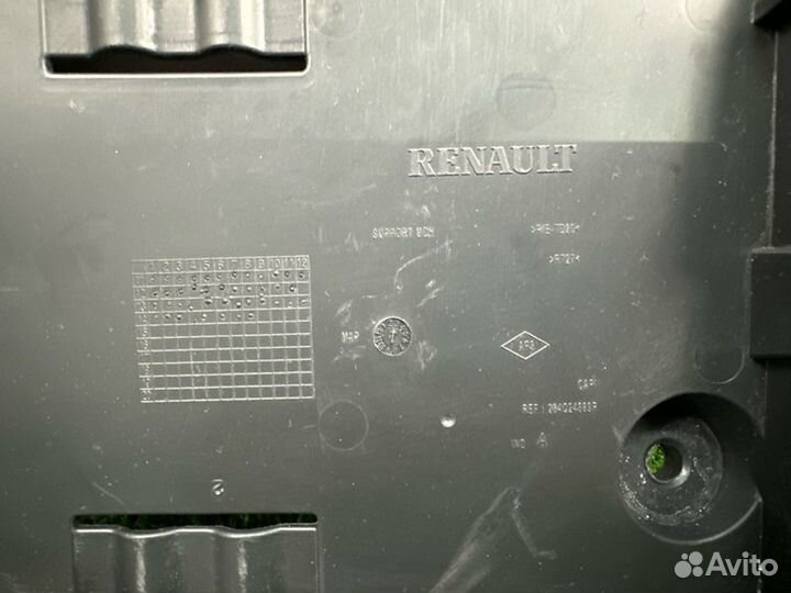 Кронштейн блока управления двигателем Renault