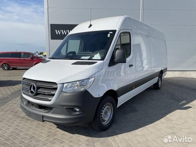 Mercedes-Benz Sprinter цельнометаллический, 2023