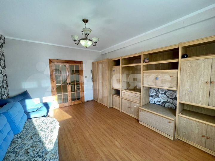 2-к. квартира, 60 м², 4/4 эт.