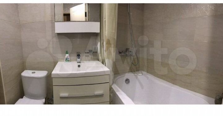 3-к. квартира, 100 м², 1/5 эт.