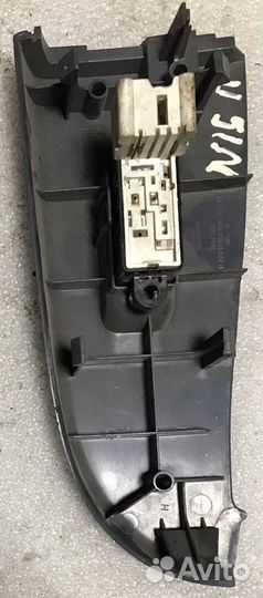 Кнопка стеклоподъемника Nissan Almera Classic 1.6