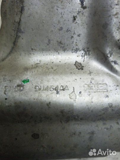 Кожух выпускного коллектора Ford Mondeo txba 2011