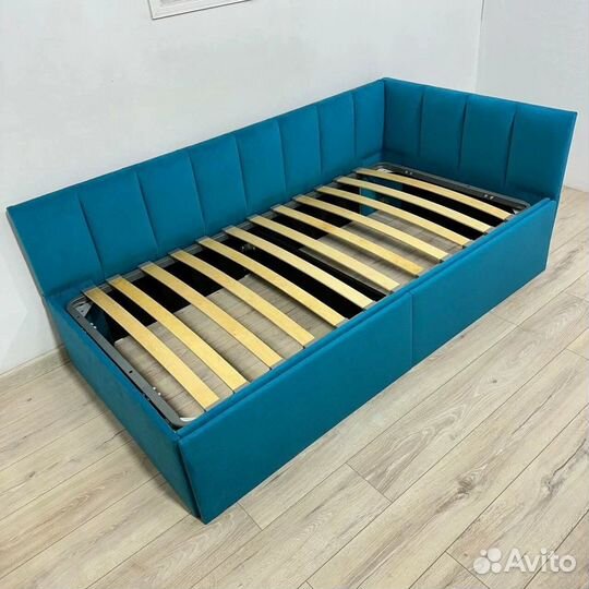 Детская кровать-диван угловая бирюзовый оттенок
