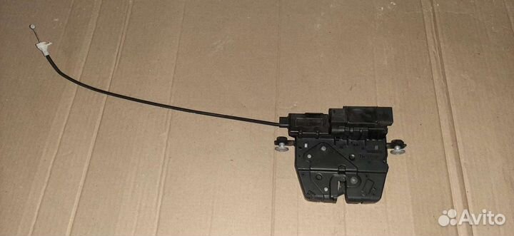 Замок багажника в сборе на BMW 7 f01/02