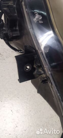 Фара правая mitsubishi outlander xl