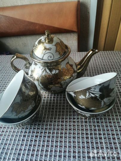 Чайный сервиз новый с позолотой