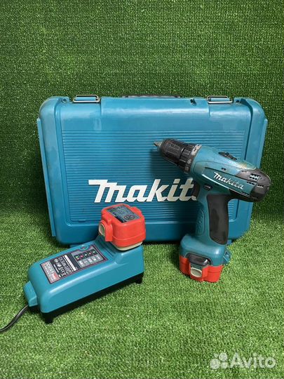 Шуруповерт makita 6261D