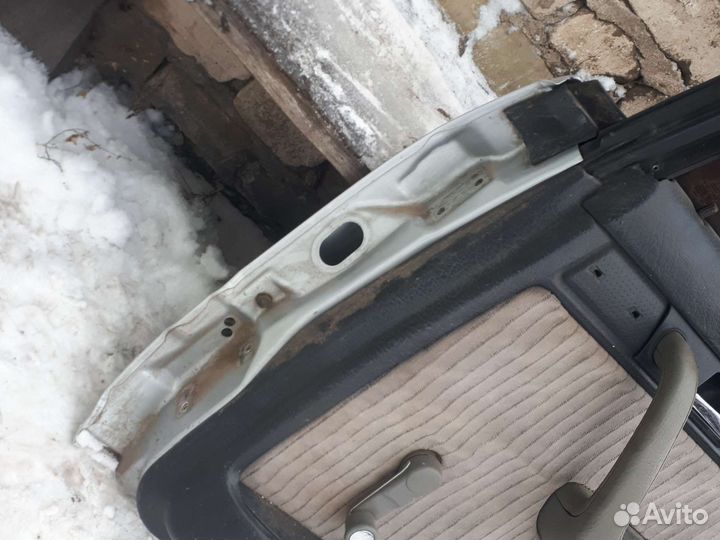 Задняя правая дверь ауди а6 с4