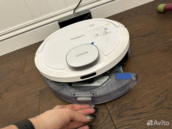 Робот пылесос deebot ozmo 900