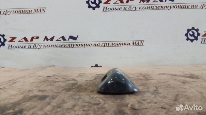 Крепежный угольник Man Tgm