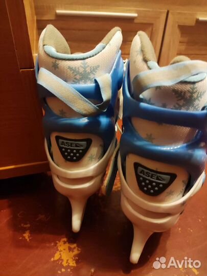 Коньки детские