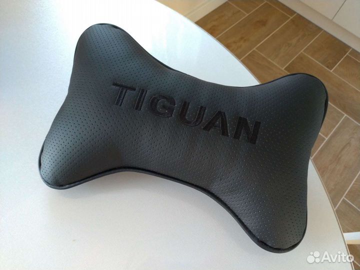 Подушка на подголовник Tiguan
