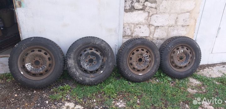 Pirelli Ice Zero 195/65 R15