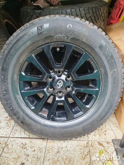 Michelin X-Ice North 4 SUV 265/65 R18 114T