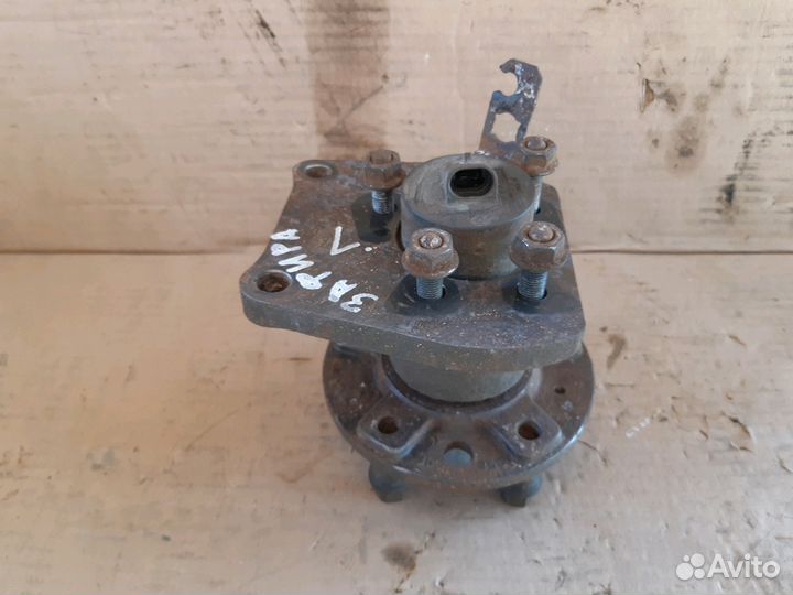 Ступица задняя левая Опель Зафира а