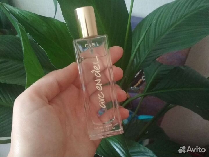 Женский парфюм Сиэль