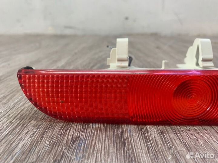 Стоп-сигнал крышки багажника задний Mazda 3
