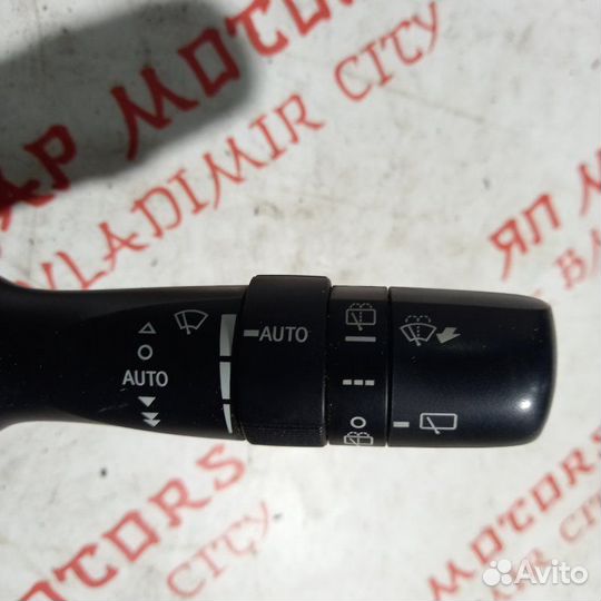Блок подрулевых переключателей Toyota Avensis T270