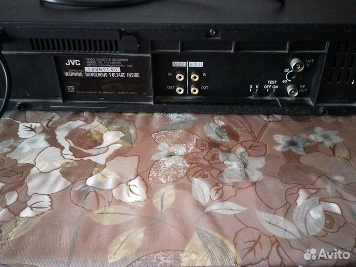 Видеомагнитофон jvc