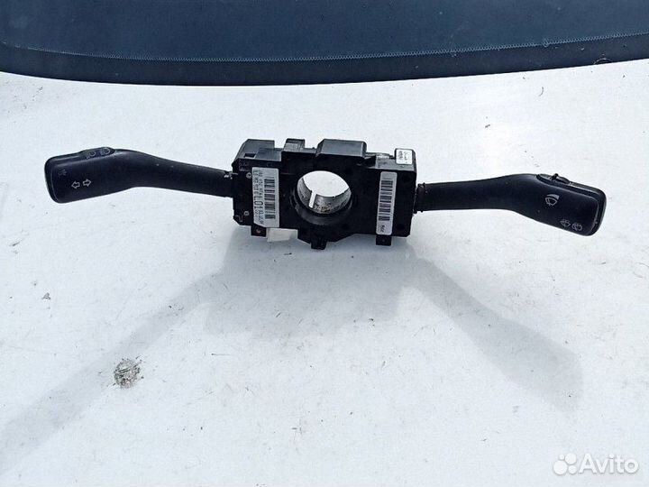 Переключатель подрулевой Audi A3 8L хетчбек 1.6