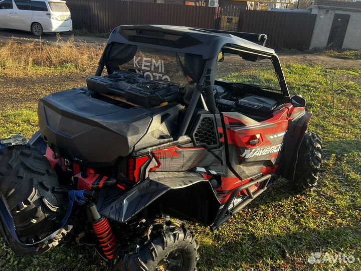 BRP Maverick Sport Max 1000R